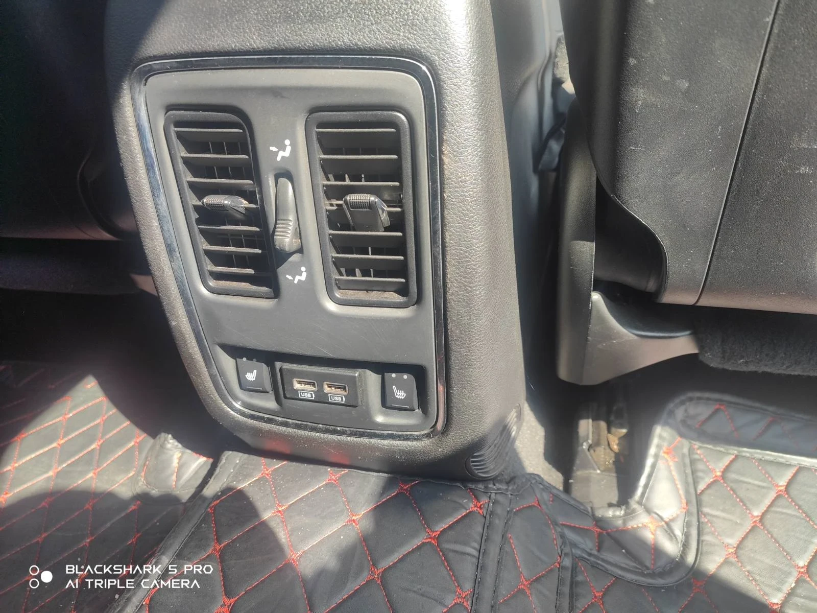 Jeep Grand cherokee 3.0 CRD OVERLAND - изображение 5