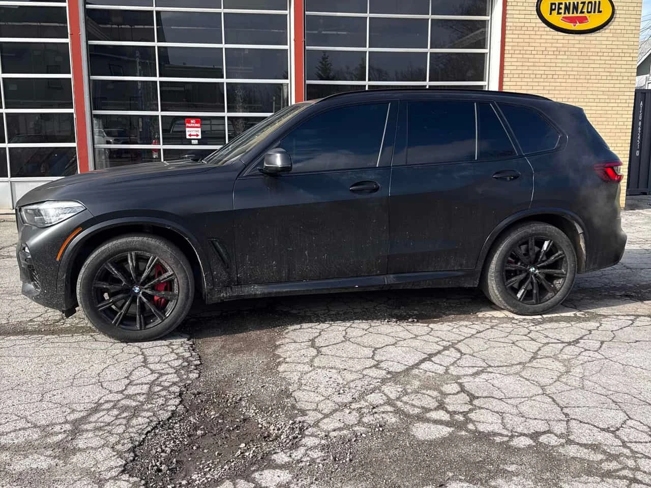 BMW X5 * xDrive40i М ПАКЕТ * PANO * ПОДГРЕВИ * SOFT CLOSE, снимка 2 - Автомобили и джипове - 54117044