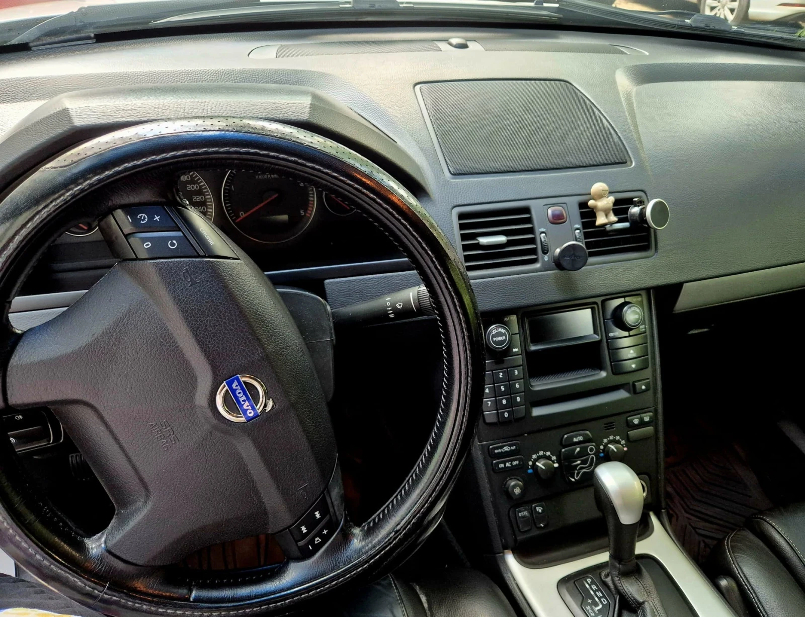 Volvo Xc90, снимка 6 - Автомобили и джипове - 54820674