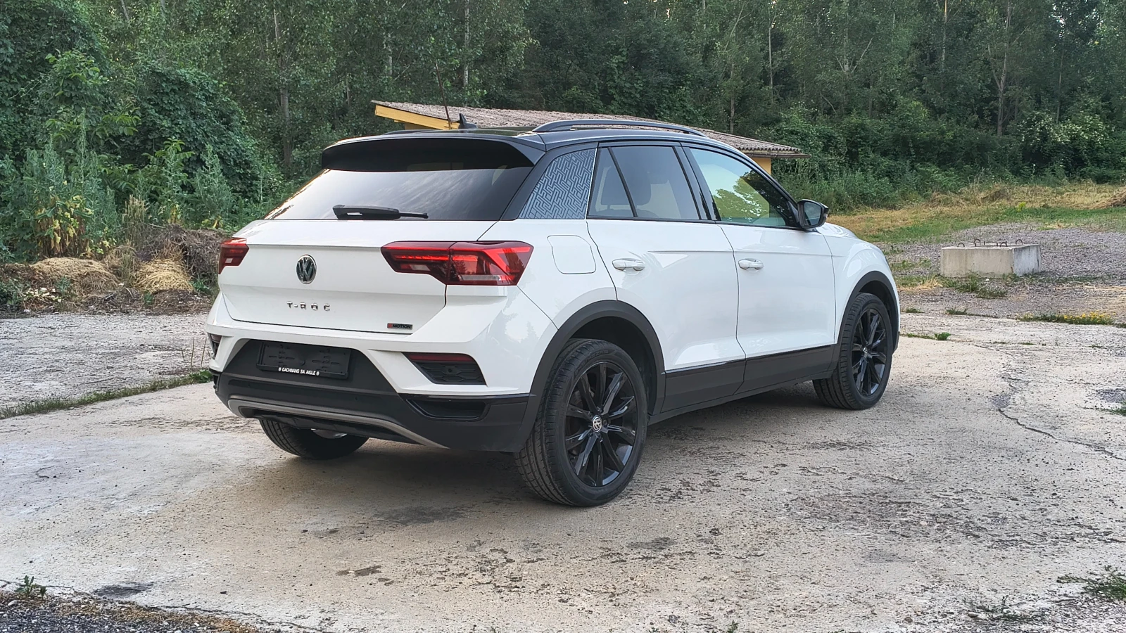 VW T-Roc 2.0-TFSI_4m, снимка 5 - Автомобили и джипове - 55113556