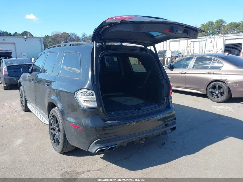 Mercedes-Benz GLS 63 AMG 5.5l Amg Gls 63 4Matic, снимка 3 - Автомобили и джипове - 55139353
