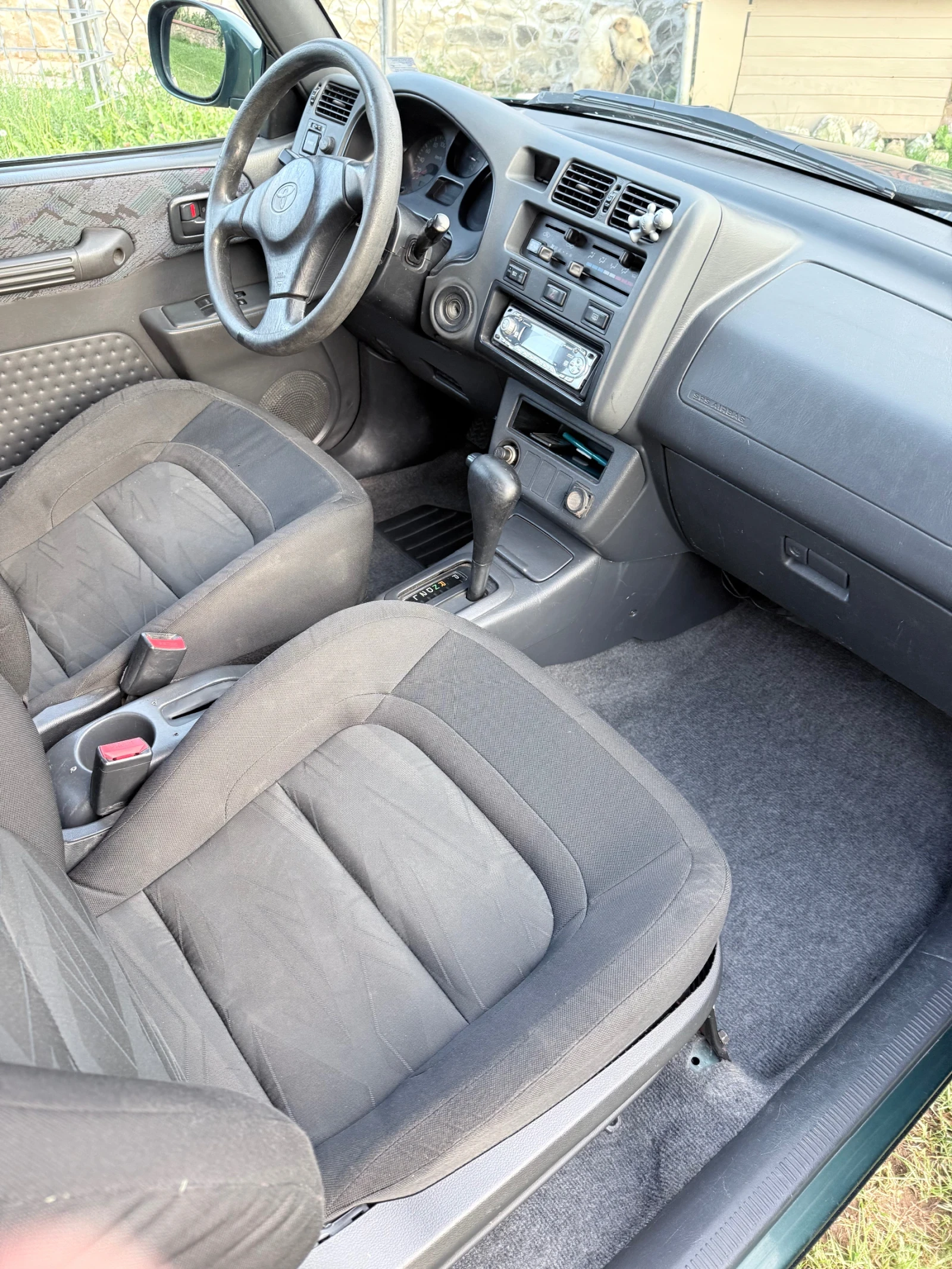 Toyota Rav4, снимка 6 - Автомобили и джипове - 55431299