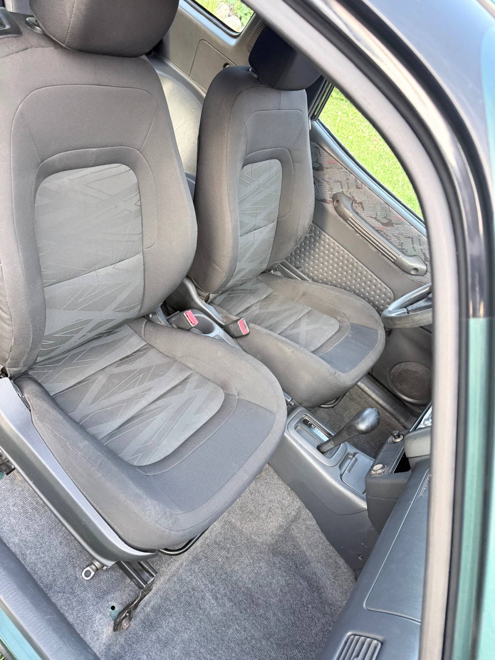 Toyota Rav4, снимка 7 - Автомобили и джипове - 55431299