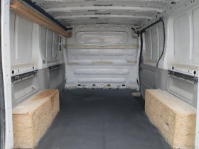 Opel Vivaro 2.0 CDTI 6Ск Климатик Мулти волан Facelift , снимка 11