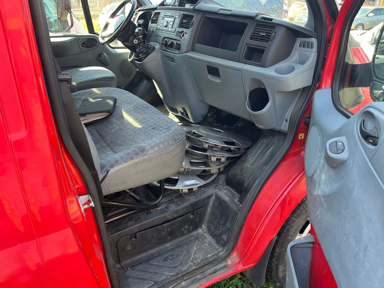 Ford Transit 2.2TDCI КЛИМАТИК-EURO 5 - изображение 6