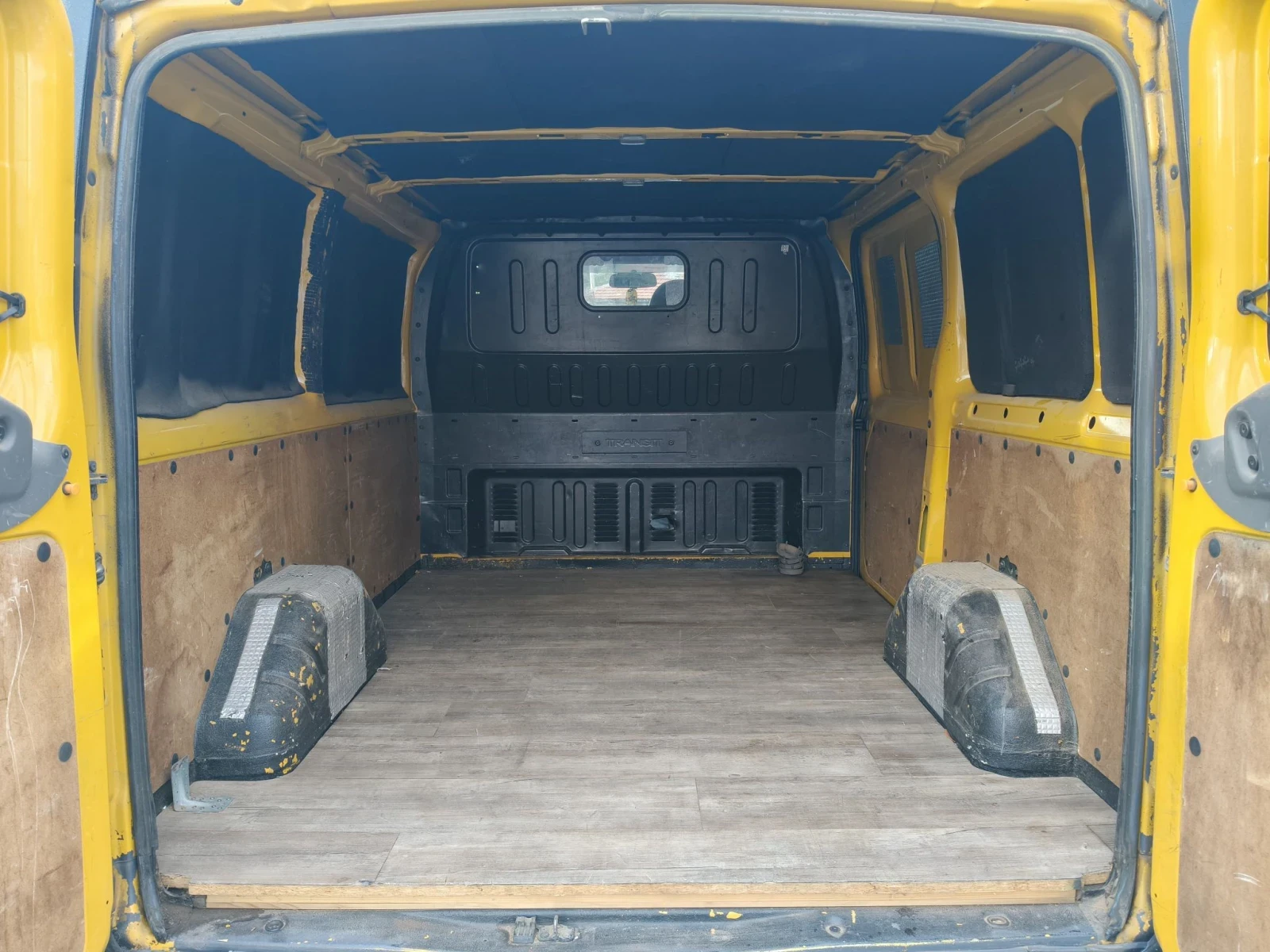 Ford Transit 2.2TDCi, снимка 13 - Бусове и автобуси - 56712594