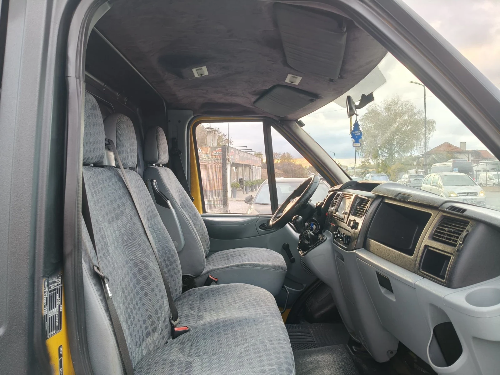 Ford Transit 2.2TDCi, снимка 10 - Бусове и автобуси - 56712594