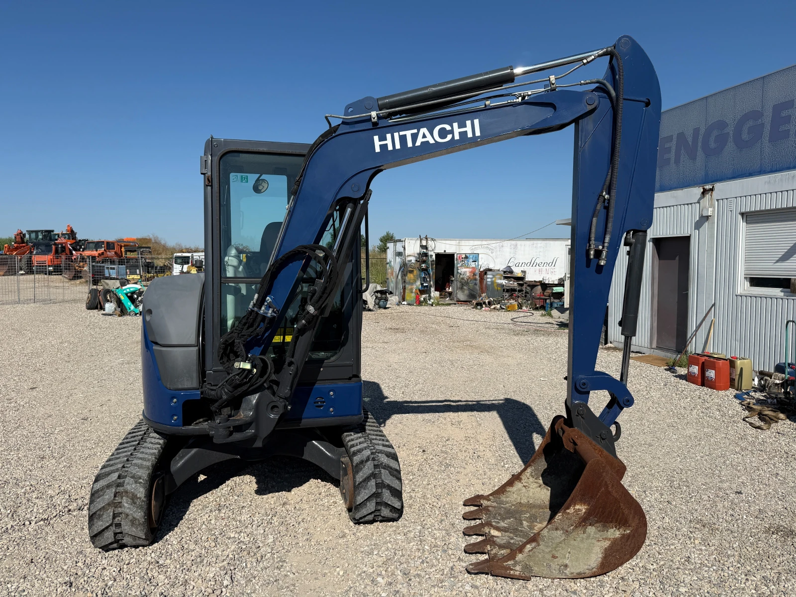 Багер Hitachi ZX 38U-5A, снимка 15 - Индустриална техника - 55239064