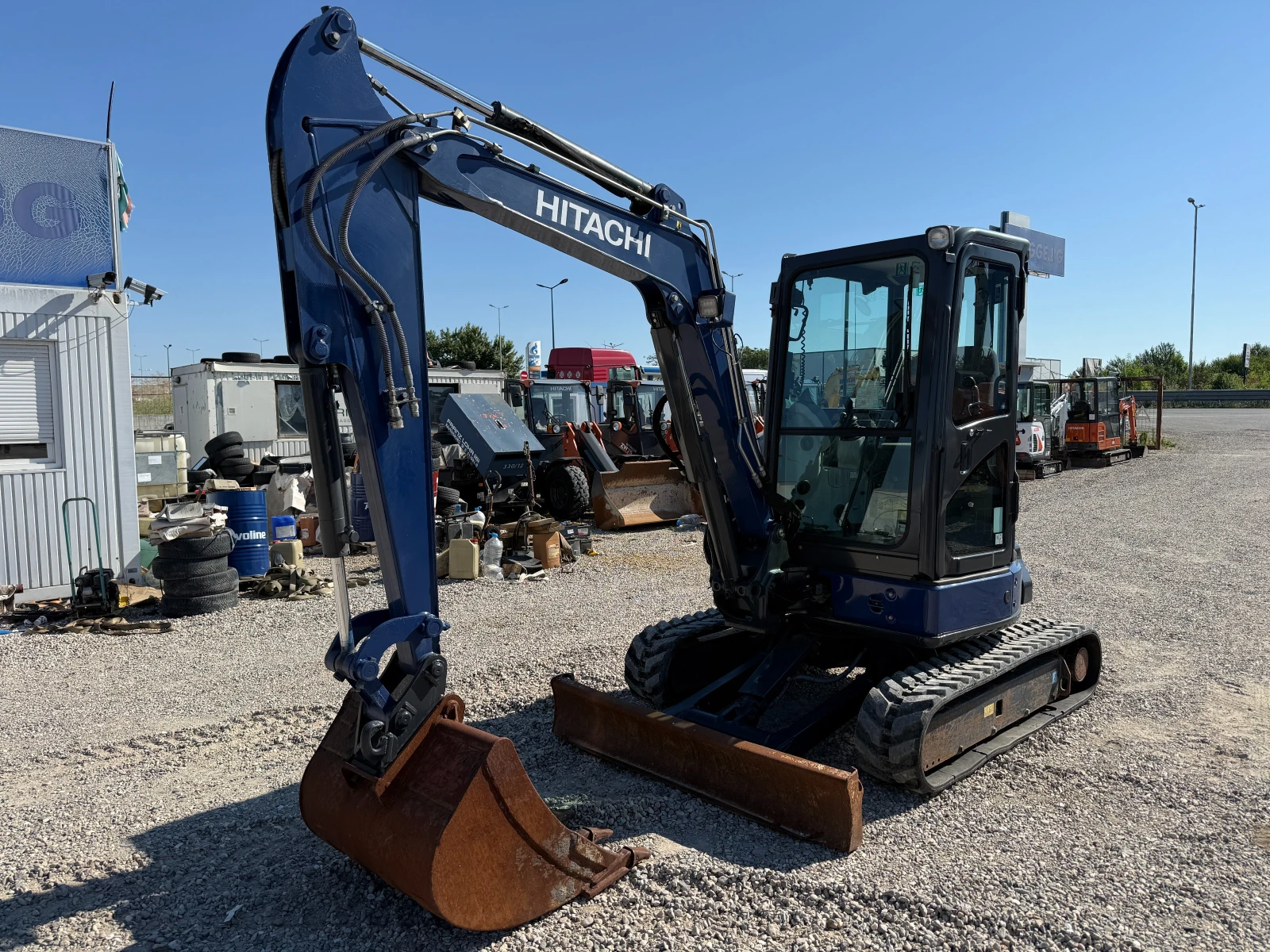Багер Hitachi ZX 38U-5A, снимка 4 - Индустриална техника - 55239064