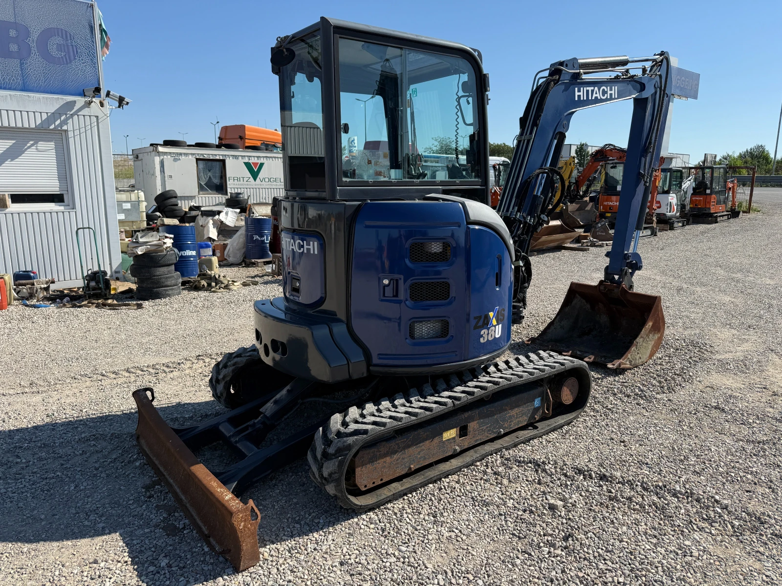 Багер Hitachi ZX 38U-5A, снимка 14 - Индустриална техника - 55239064