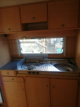 Каравана Caravelair, снимка 8