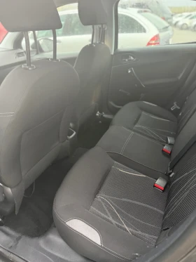 Peugeot 208, снимка 10