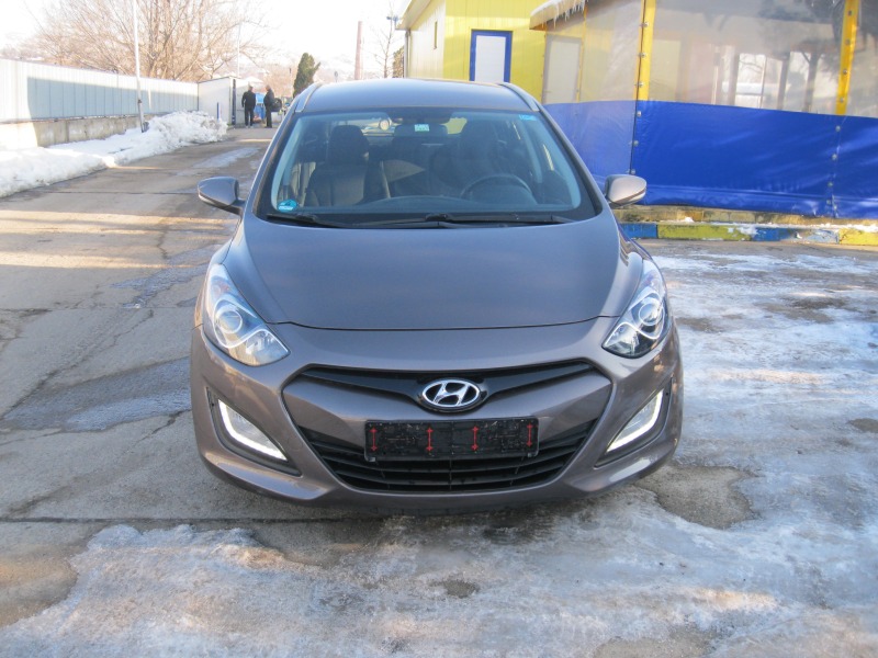 Hyundai I30  1,4  SW, снимка 2 - Автомобили и джипове - 39629877