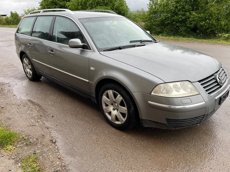 VW Passat 2.8 V6 4X4, снимка 3 - Автомобили и джипове - 47659751