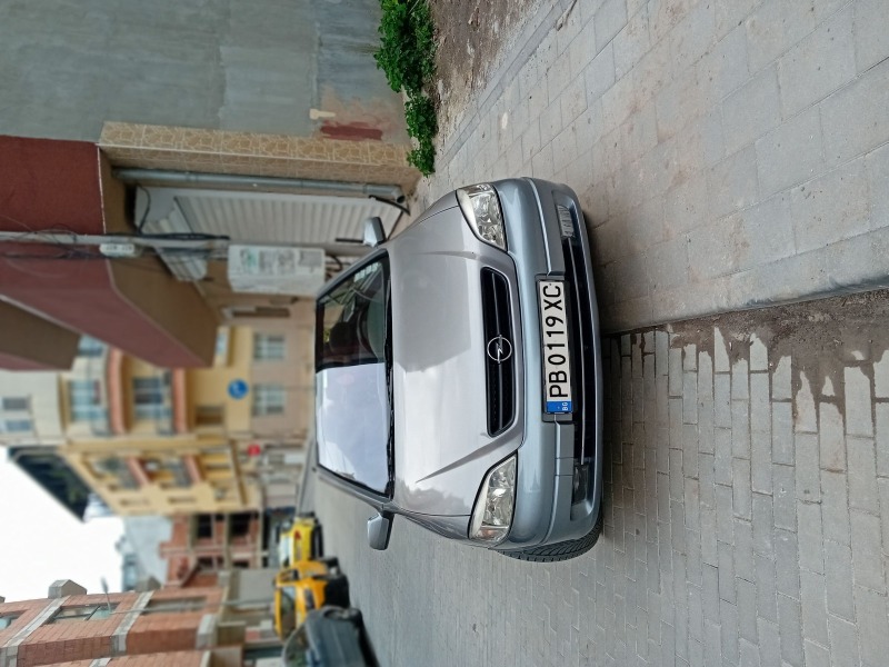 Opel Astra, снимка 3 - Автомобили и джипове - 45966319