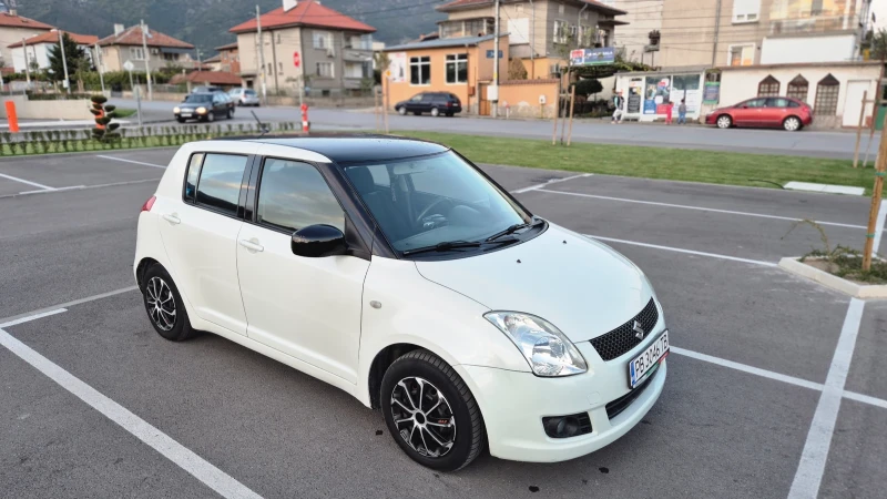 Suzuki Swift, снимка 4 - Автомобили и джипове - 47454626