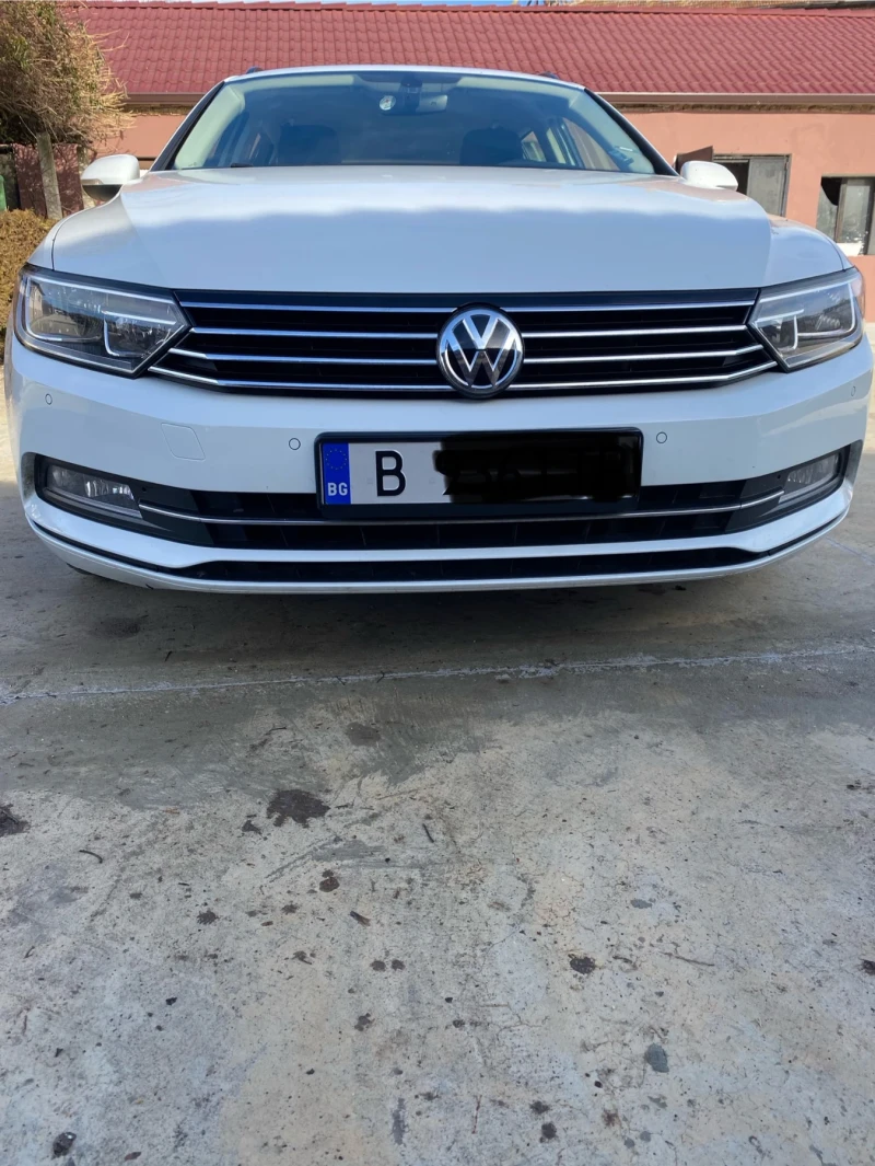 VW Passat, снимка 1 - Автомобили и джипове - 49550675