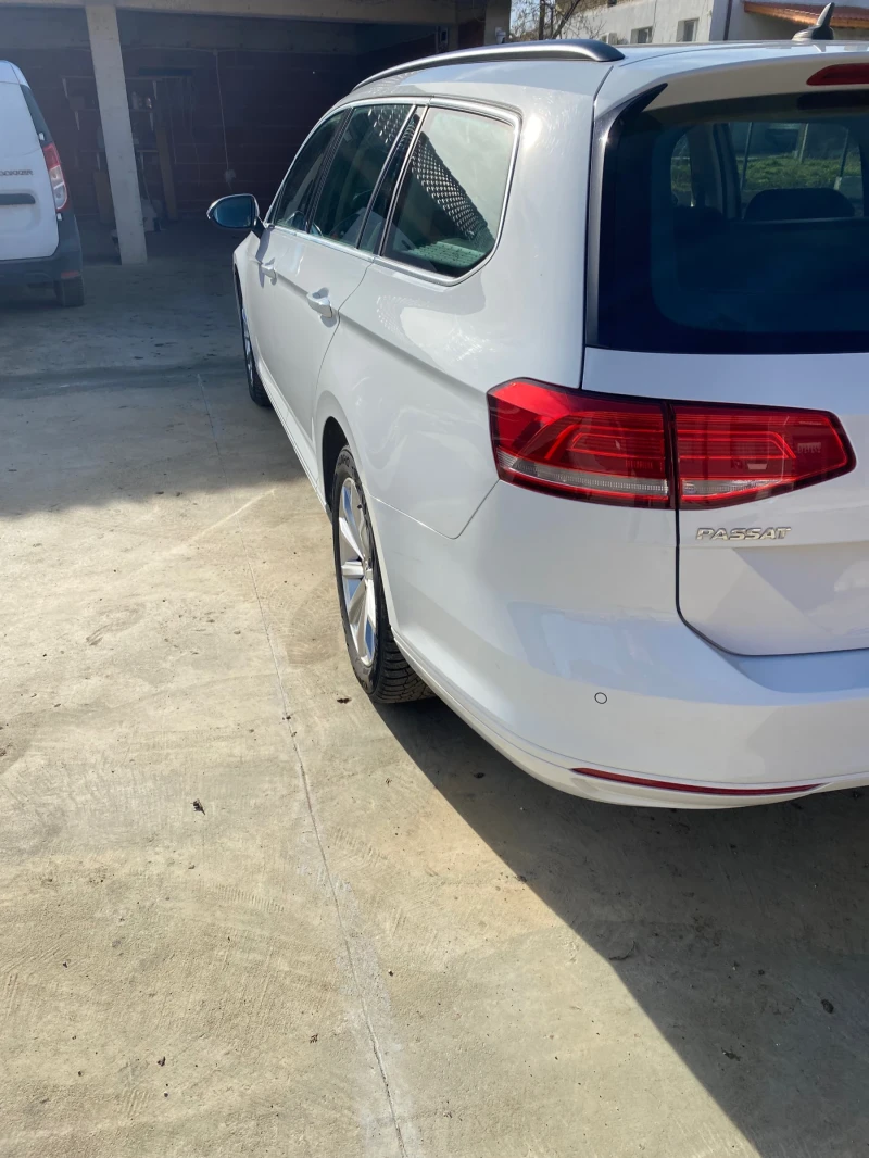 VW Passat, снимка 5 - Автомобили и джипове - 49550675