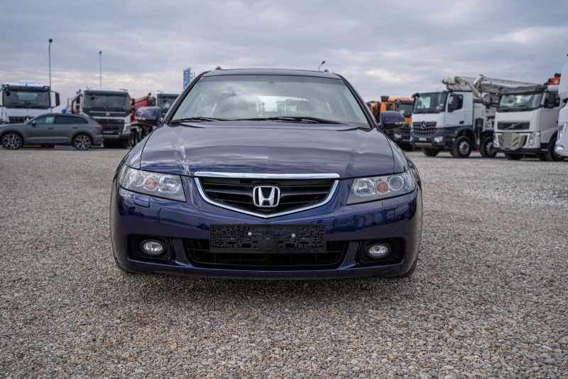 Honda Accord 2.4 i-VTEC, снимка 2 - Автомобили и джипове - 49010822