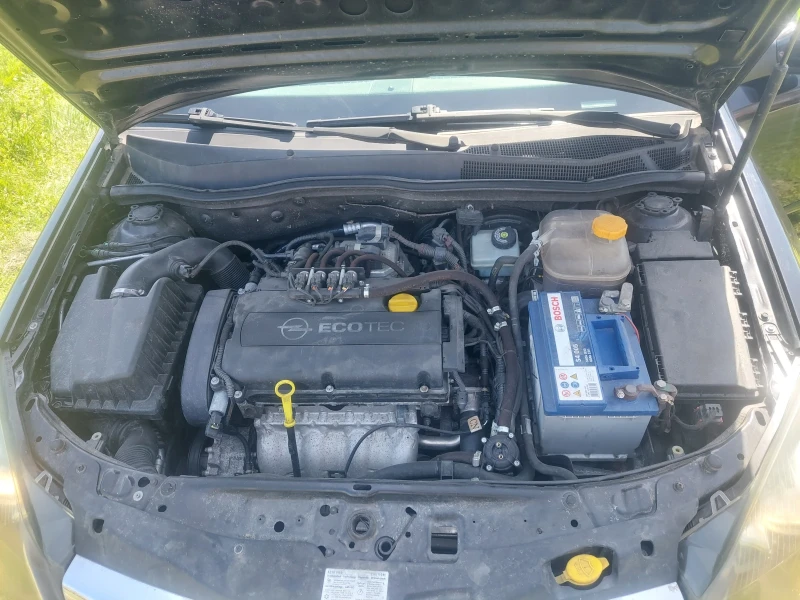 Opel Astra, снимка 13 - Автомобили и джипове - 51862628