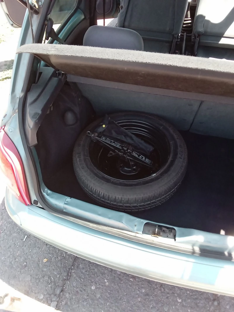 Nissan Micra, снимка 13 - Автомобили и джипове - 52410776