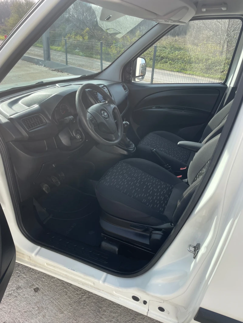 Opel Combo 1.3D-90к.с., снимка 8 - Автомобили и джипове - 52454403