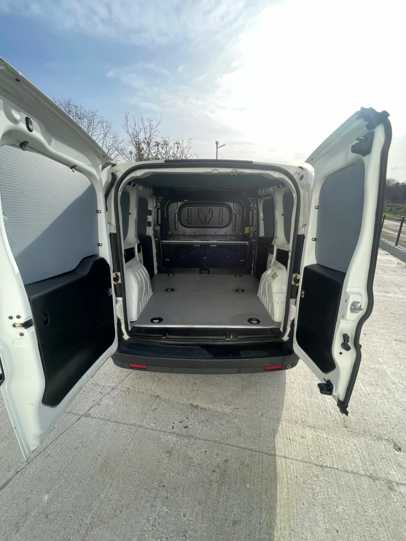 Opel Combo 1.3D-90к.с., снимка 6 - Автомобили и джипове - 52454403