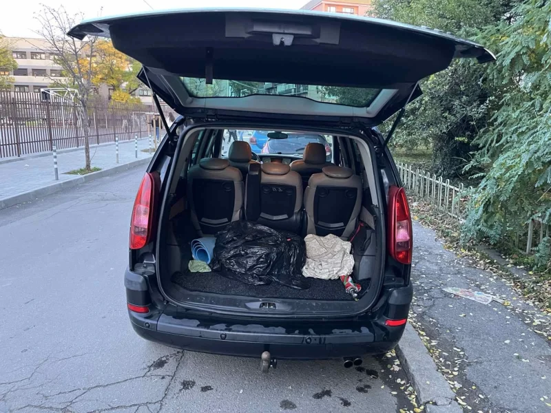 Peugeot 807 V6, снимка 6 - Автомобили и джипове - 53209278