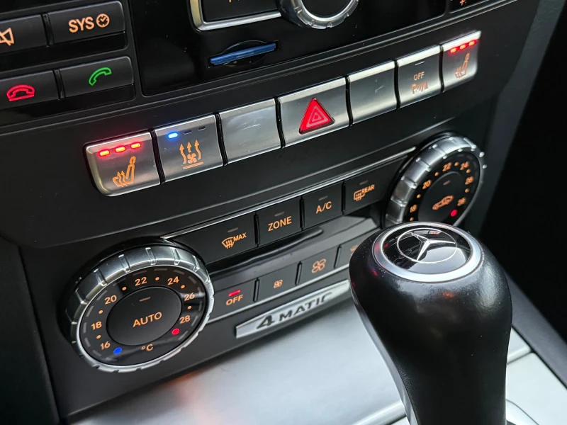 Mercedes-Benz C 300 CDI Avantgarde/7G/Harman/4MATIC, снимка 7 - Автомобили и джипове - 52778403