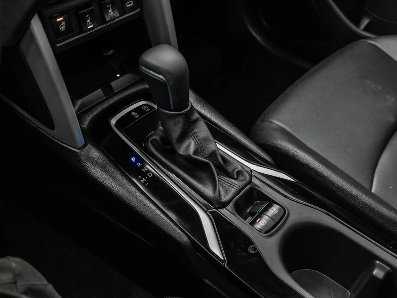 Toyota Corolla Cross * XLE AWD * CARFAX * БЕЗ ПЪРВОНАЧАЛНА ВНОСКА, снимка 17 - Автомобили и джипове - 52959795