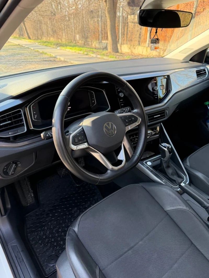 VW Taigo, снимка 11 - Автомобили и джипове - 53151882