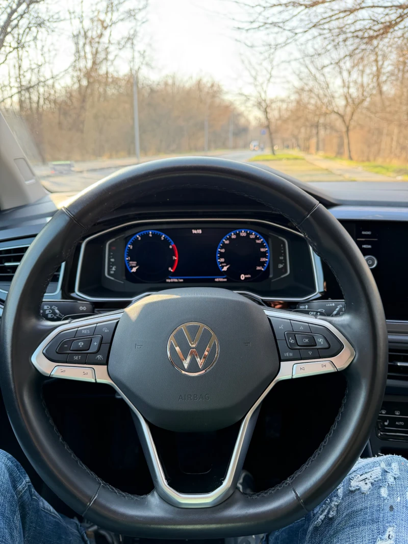 VW Taigo, снимка 12 - Автомобили и джипове - 53151882