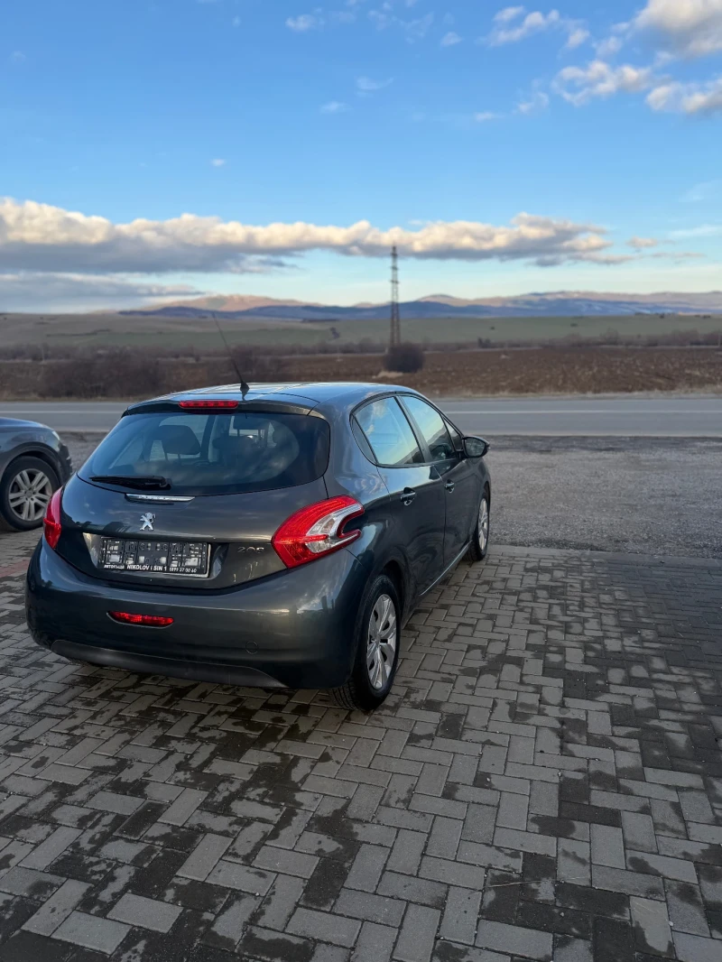 Peugeot 208, снимка 5 - Автомобили и джипове - 53302408