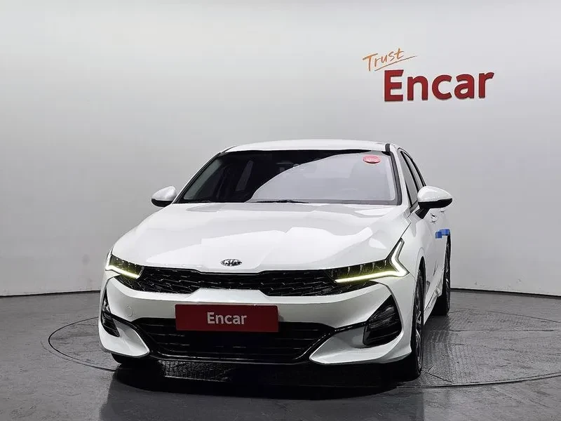 Kia K5 2.0, снимка 3 - Автомобили и джипове - 54263601