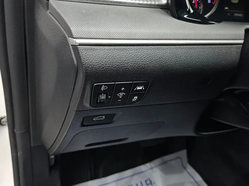 Kia K5 2.0, снимка 15 - Автомобили и джипове - 54263601