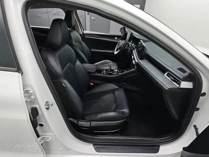 Kia K5 2.0, снимка 13 - Автомобили и джипове - 54263601