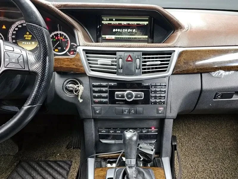 Mercedes-Benz E 200 | Mobile.bg � ����������� 14