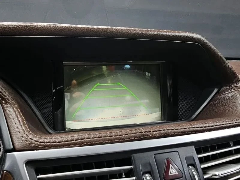 Mercedes-Benz E 200 | Mobile.bg � ����������� 15