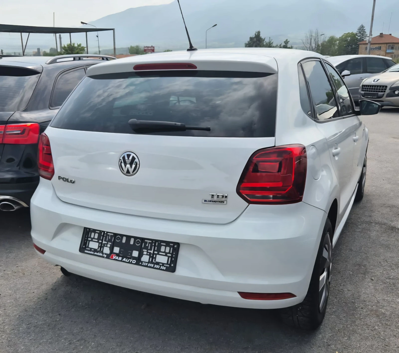 VW Polo 1.4 tdi navi 130000km - изображение 3