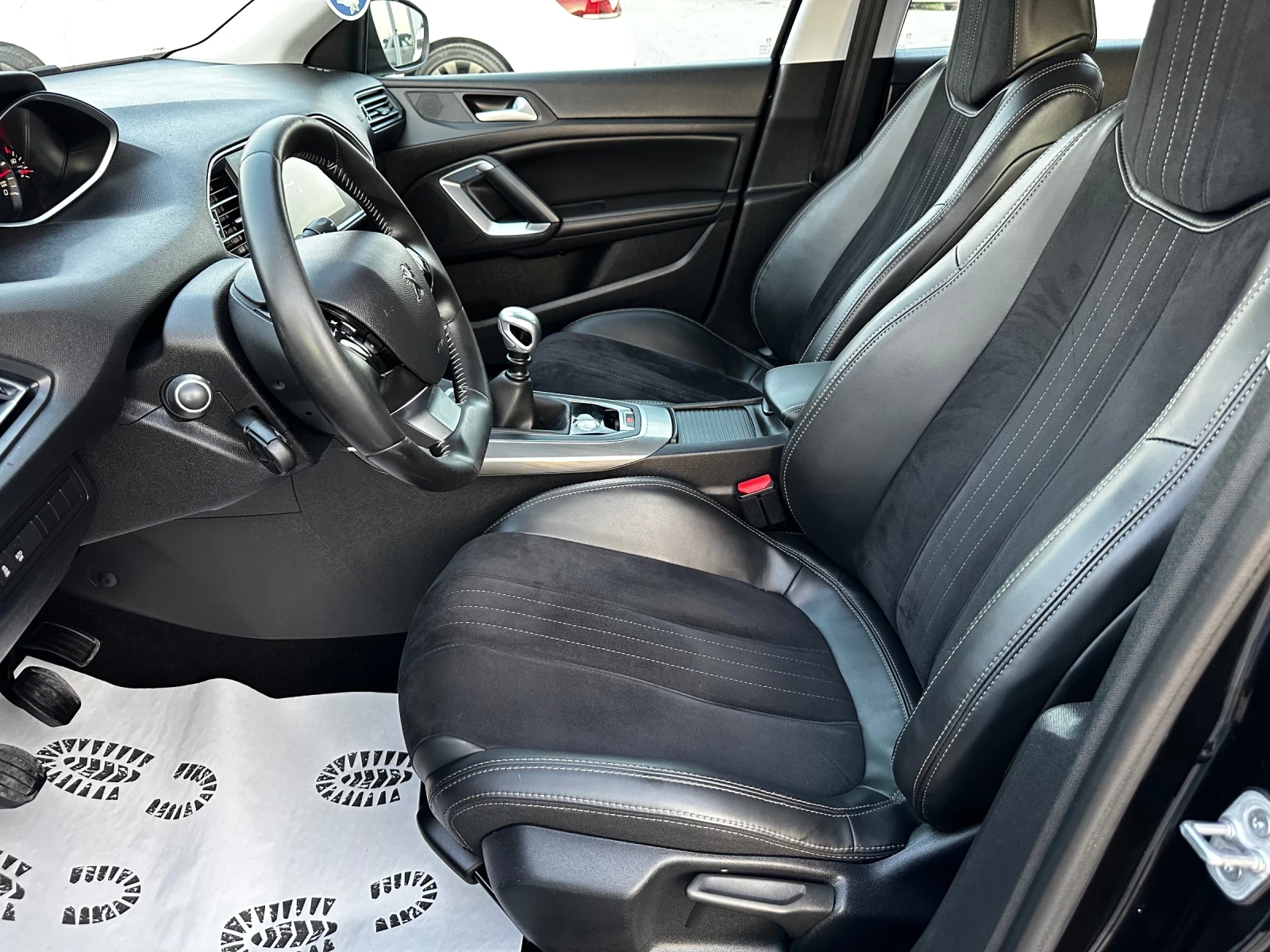 Peugeot 308 1.6HDI-ALLURE-122000км-LED-XENON-НАВИ-FULL-NEW-TOP - изображение 8