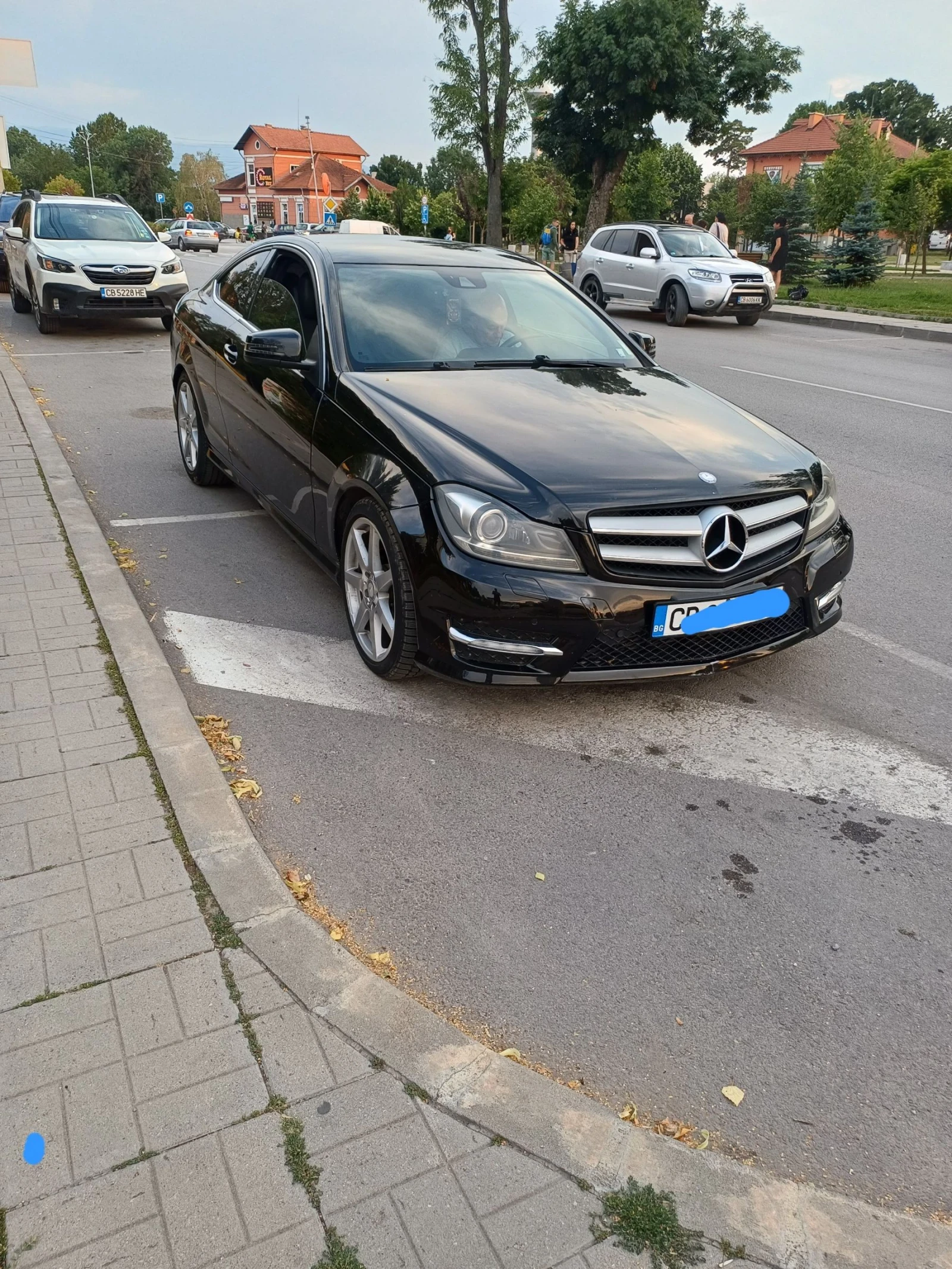 Mercedes-Benz C 220 AMG Line - изображение 2