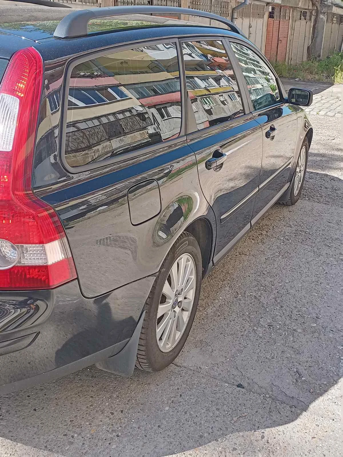 Volvo V50  - изображение 4