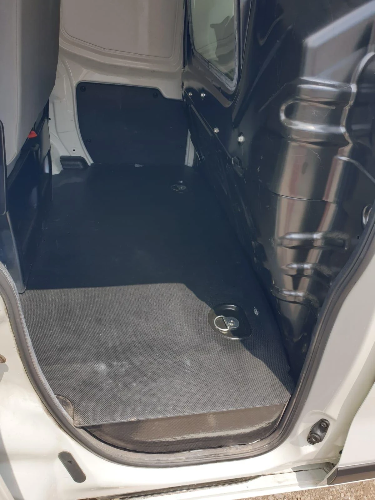 Fiat Fiorino Fiat Fiorino Cargo, 1.4 I (EU-6, 2) - изображение 3