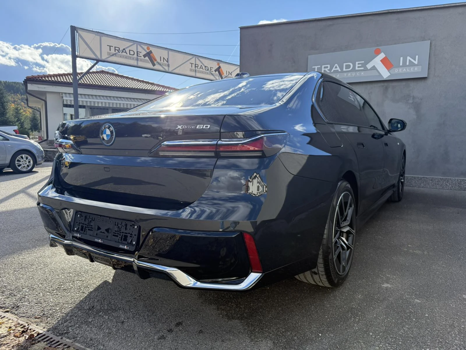 BMW i7 xDrive 60 - изображение 4