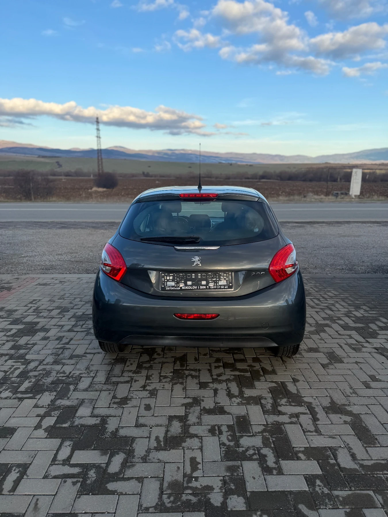 Peugeot 208  - изображение 4