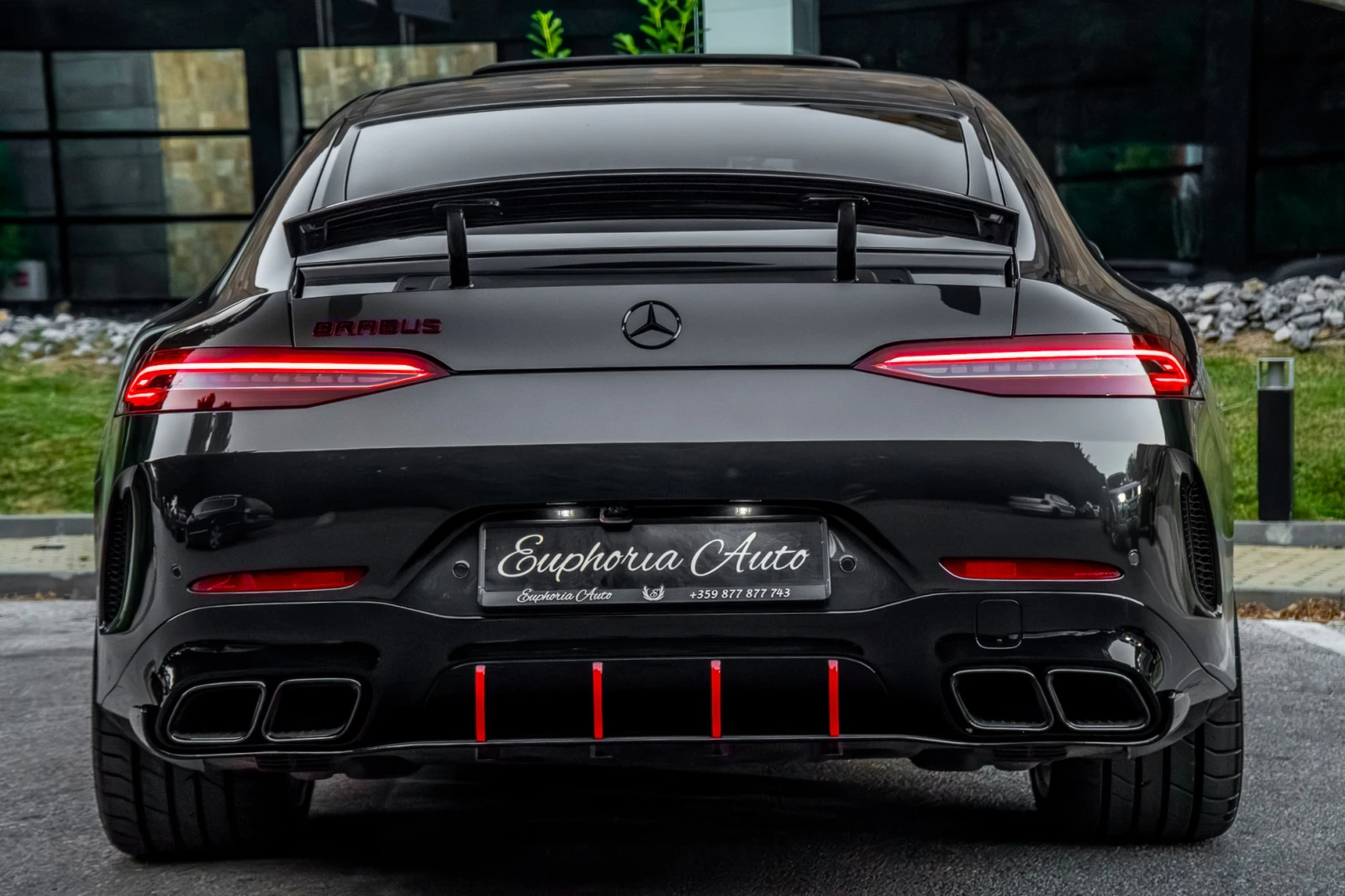 Mercedes-Benz AMG GT 6.3PACK* BI-TURBO* 4MATIC* 450HP* BRABUS* 3xTV, снимка 4 - Автомобили и джипове - 53773519