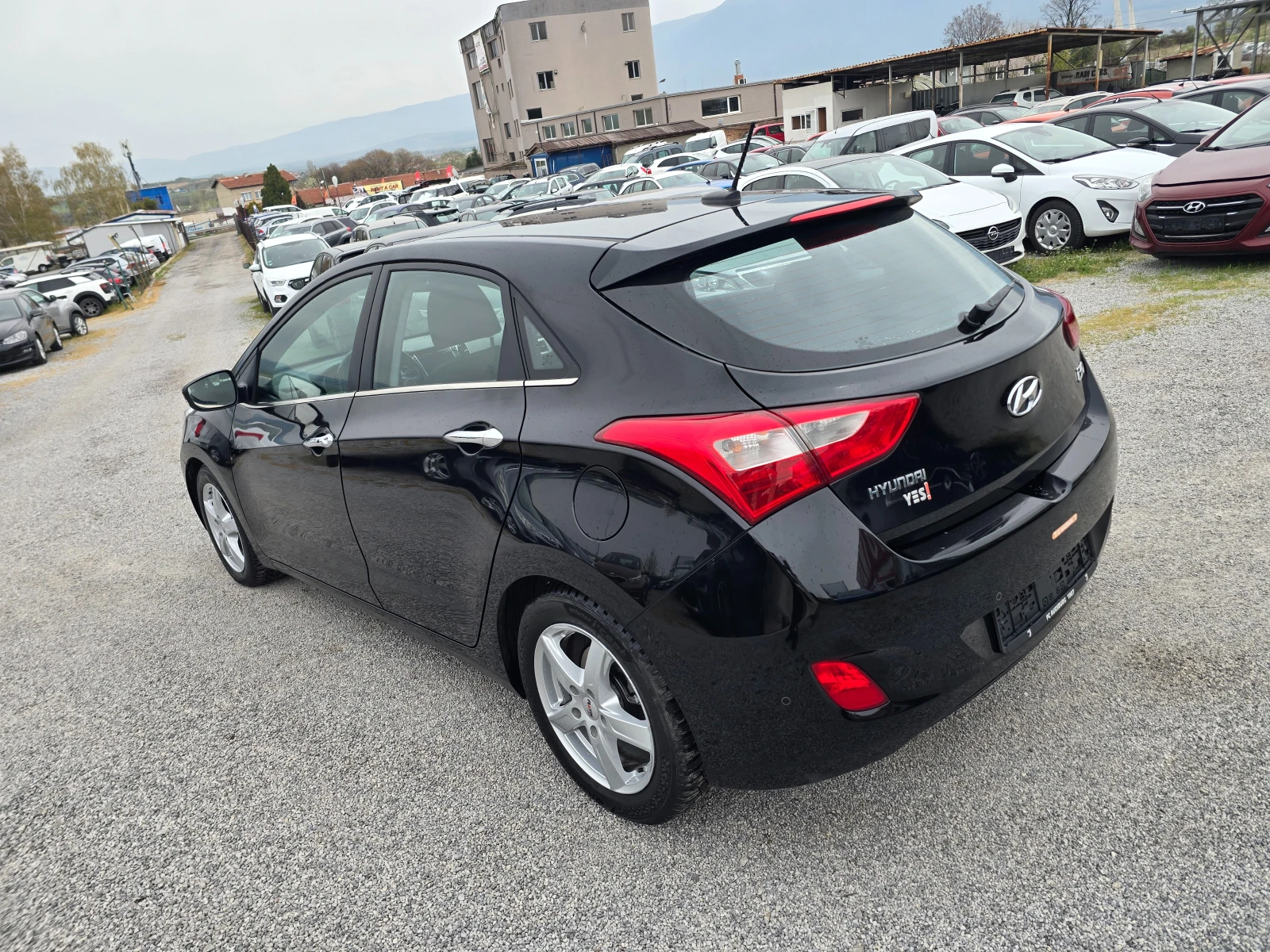 Hyundai I30 1.6-CRDI-FACE-LED-NAVI-EURO6W | Mobile.bg � ����������� 7