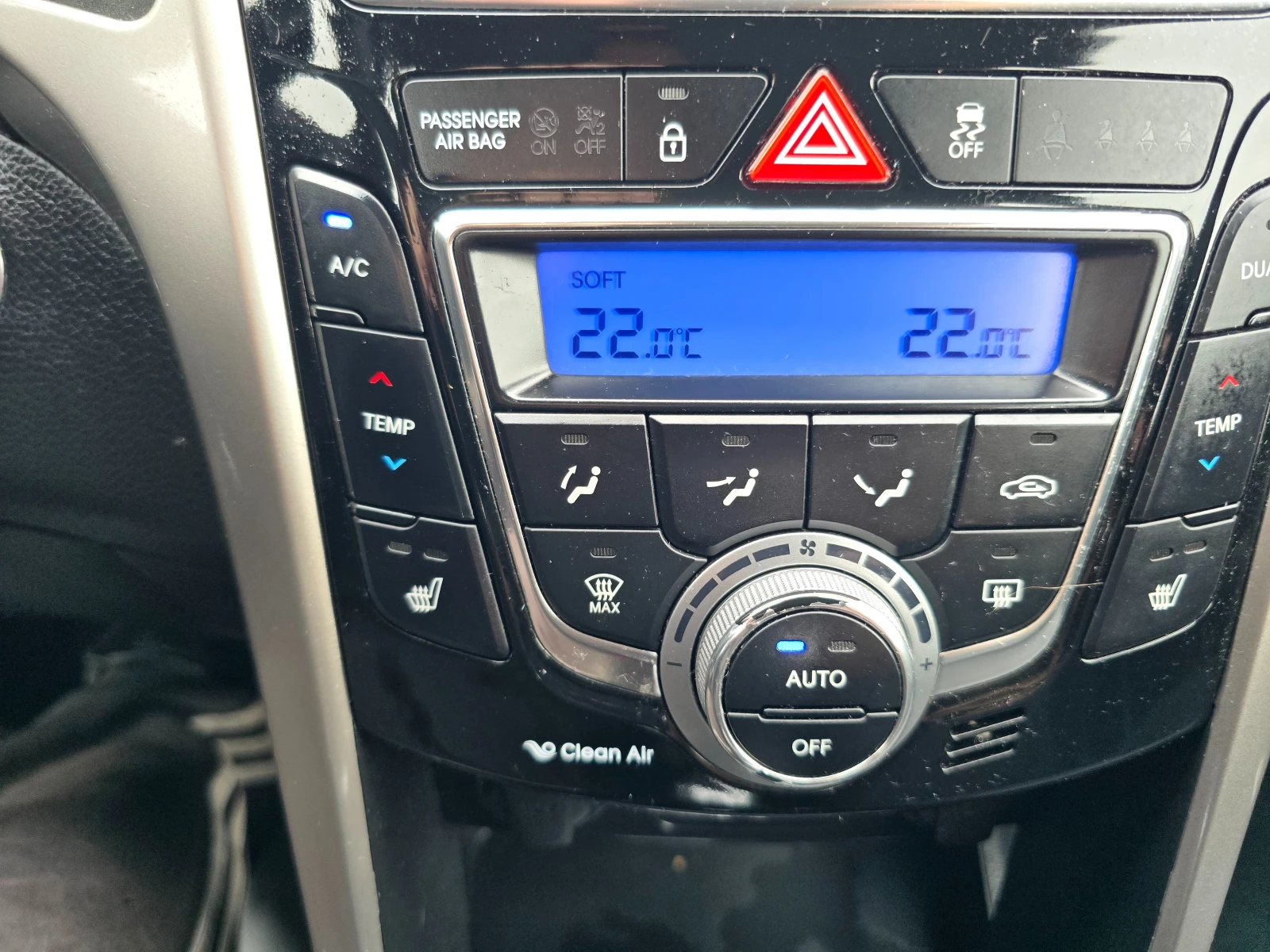 Hyundai I30 1.6-CRDI-FACE-LED-NAVI-EURO6W | Mobile.bg � ����������� 16