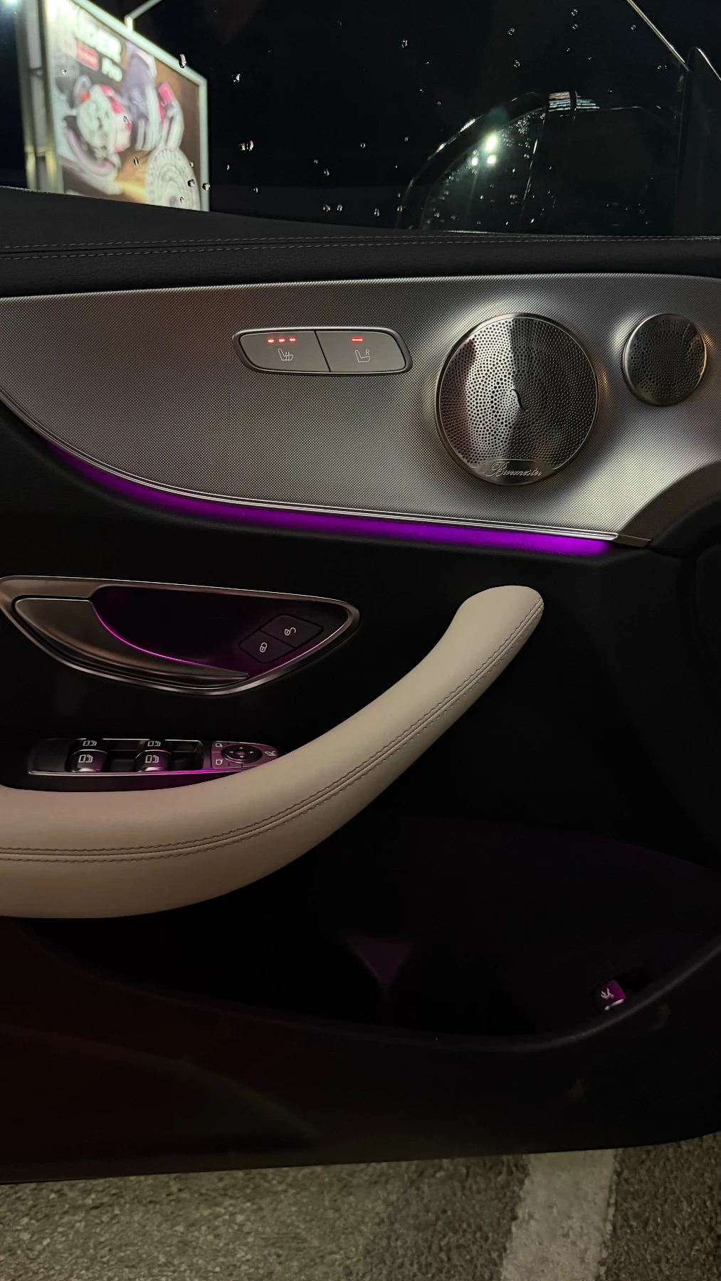 Mercedes-Benz E 220, снимка 8 - Автомобили и джипове - 54347831