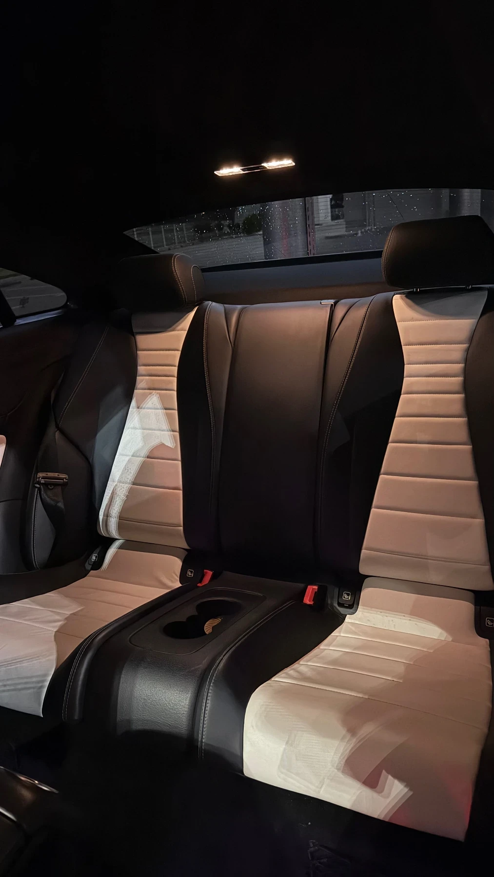 Mercedes-Benz E 220, снимка 10 - Автомобили и джипове - 54347831